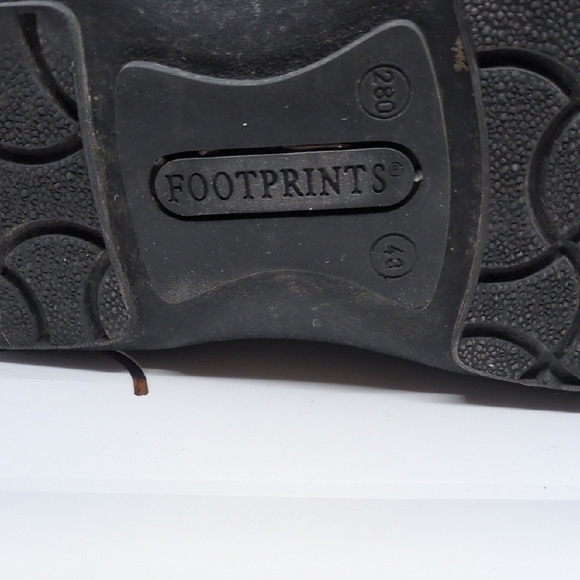 Birkenstock Brown Chukka Boots with Distressed Leather - Picture 2 of 6